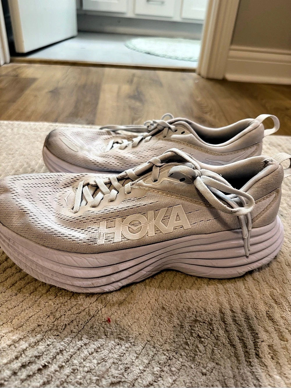 HOKA Bondi 8 Women's Athletic Shoes in White